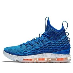 Nike LeBron 15 - Design Aérodynamique Inspiré par LeBron James