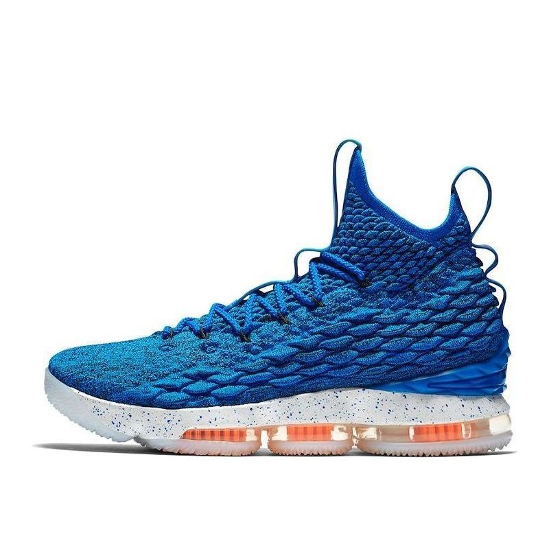 Nike LeBron 15 - Design Aérodynamique Inspiré par LeBron James